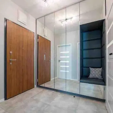 Cybernetyki Business Centre, Chopin Airport, Parking *